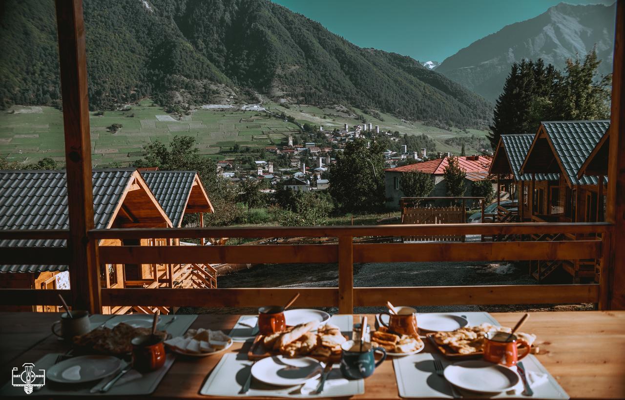מסטיה Mountain Cabins מראה חיצוני תמונה