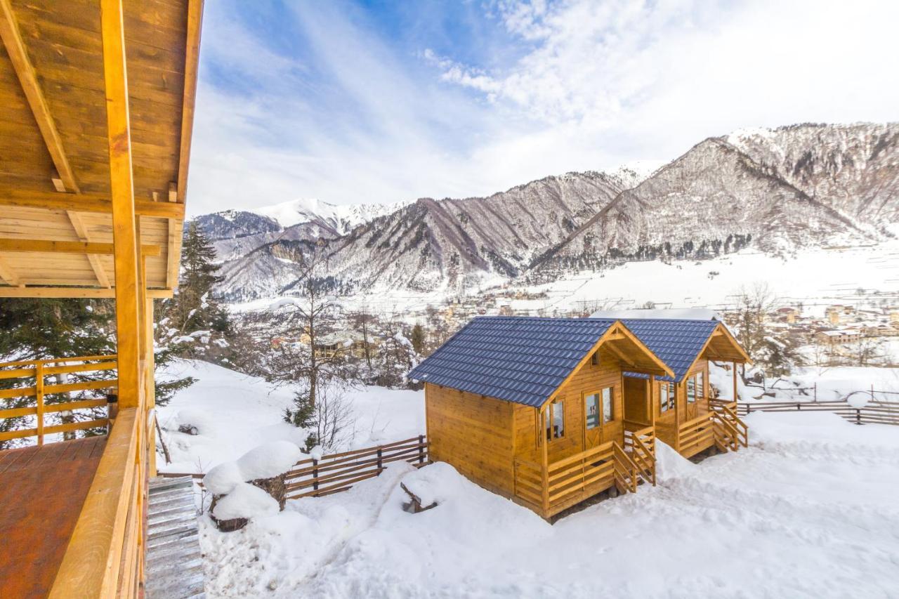 מסטיה Mountain Cabins מראה חיצוני תמונה