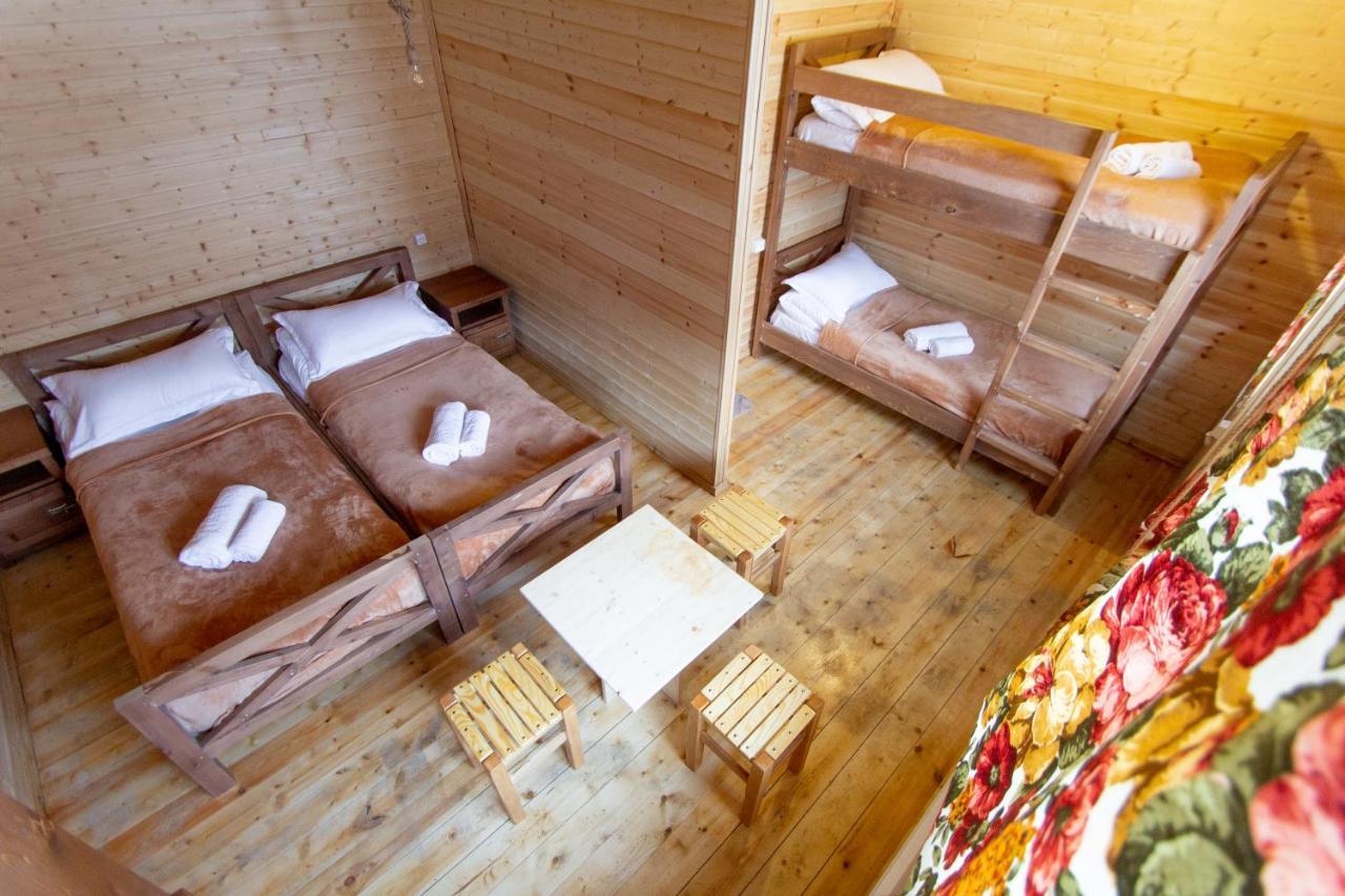 מסטיה Mountain Cabins מראה חיצוני תמונה